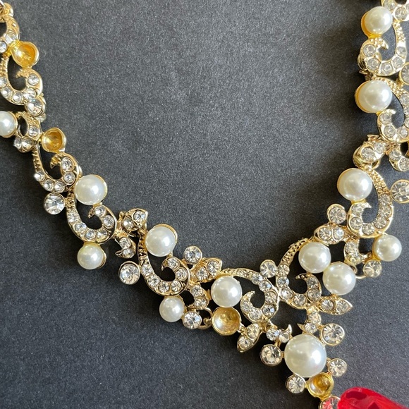 womens necklace  Elegant Goldden color and Pearl Necklace party wedding vacation - Picture 6 of 7